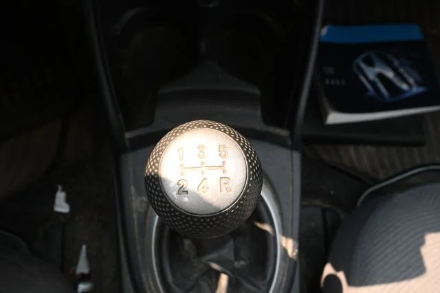 Used 2009 Blue Honda Base image 4