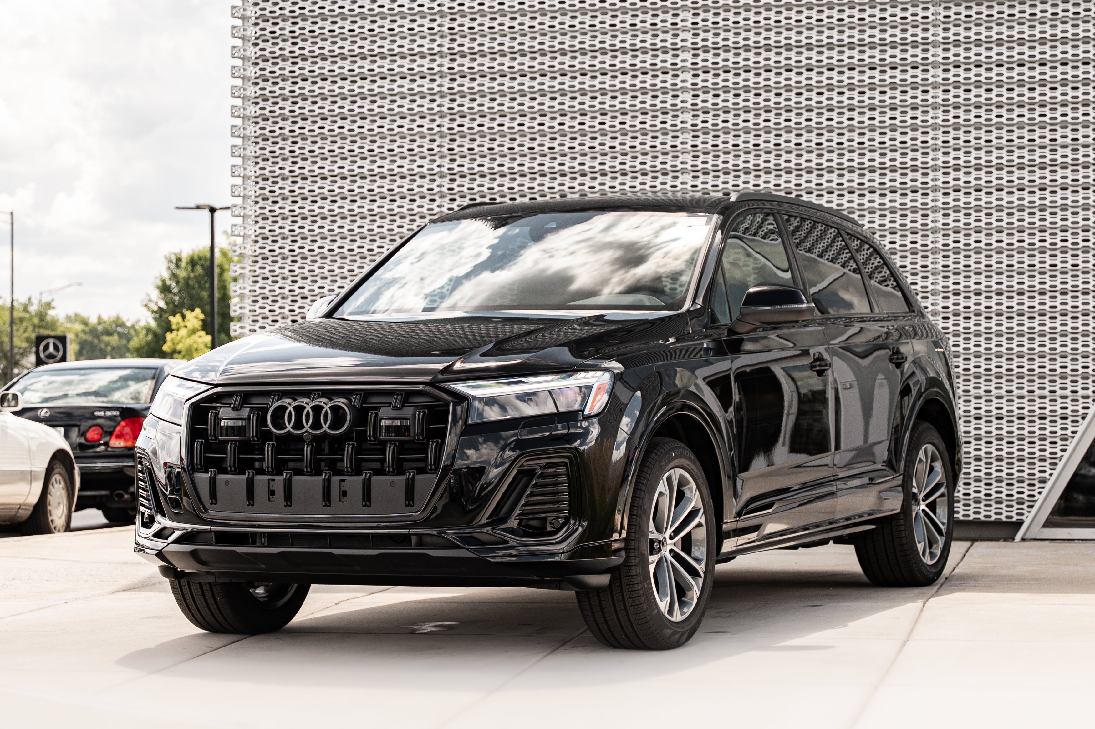 New 2026 Mythos Audi Premium image 7
