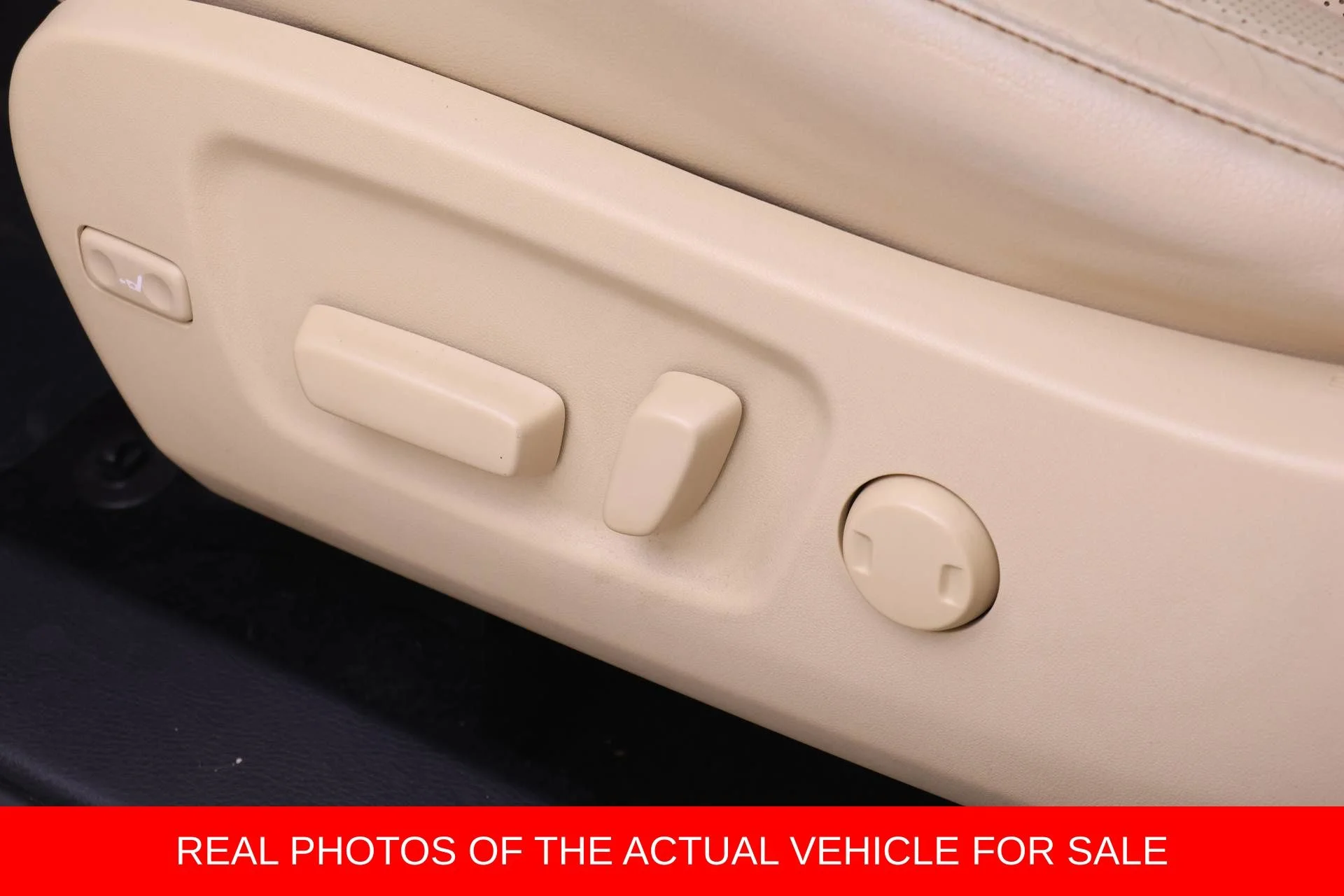 Used 2014 Blue Toyota Limited image 14