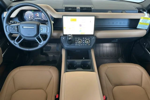 New 2026 Woolstone Green Land Rover X-Dynamic SE image 12