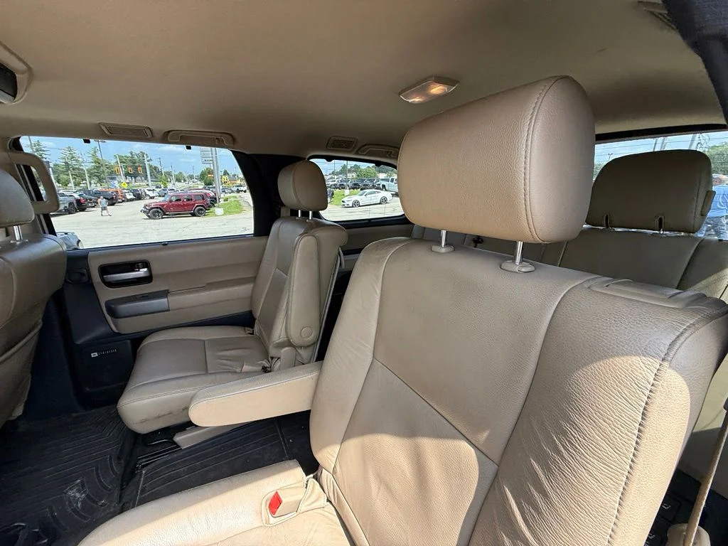 Used 2015 White Toyota Limited image 25