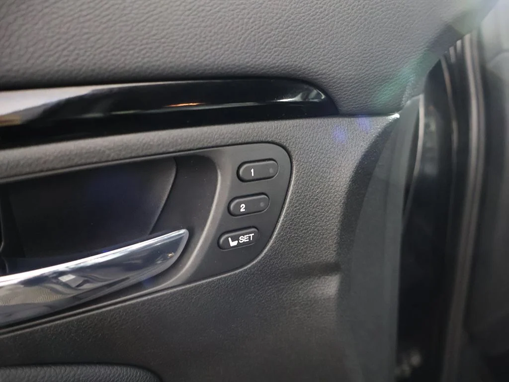 Used 2019 Crystal Black Pearl Honda RTL-E image 43