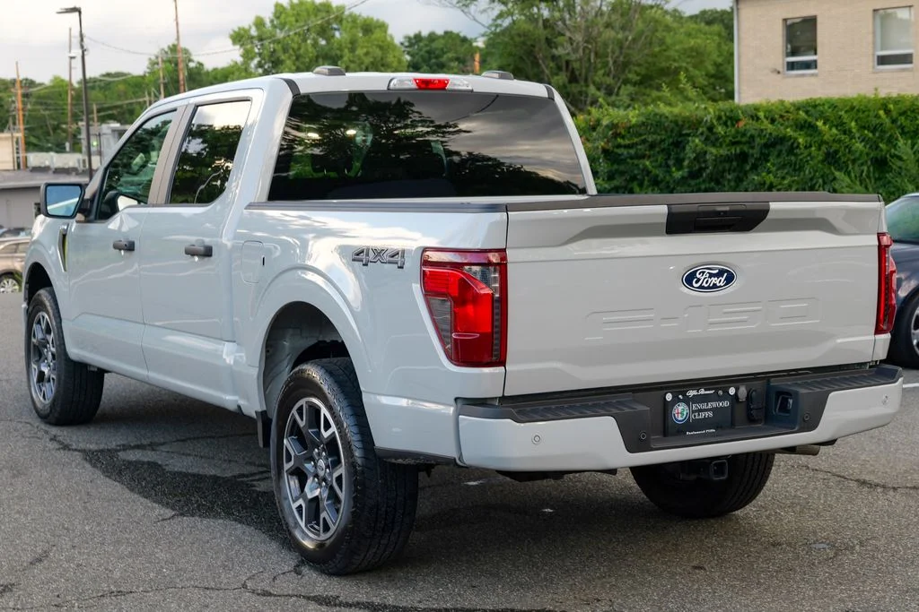 Used 2024 Avalanche Ford STX image 5