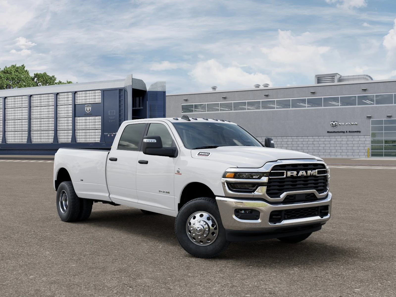 New 2026 Bright White Clear-Coat Exterior Paint RAM BIG HORN image 3