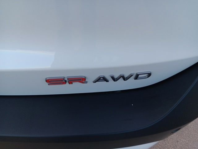 New 2026 Aspen White TriCoat Nissan SR image 34