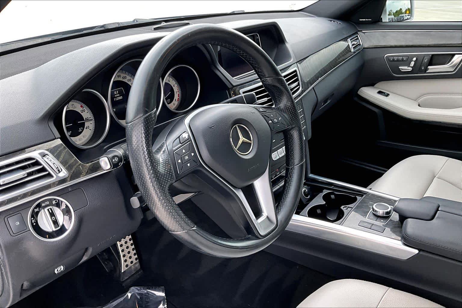 Used 2016 Iridium Silver Metallic Mercedes-Benz E 350 Sport image 16
