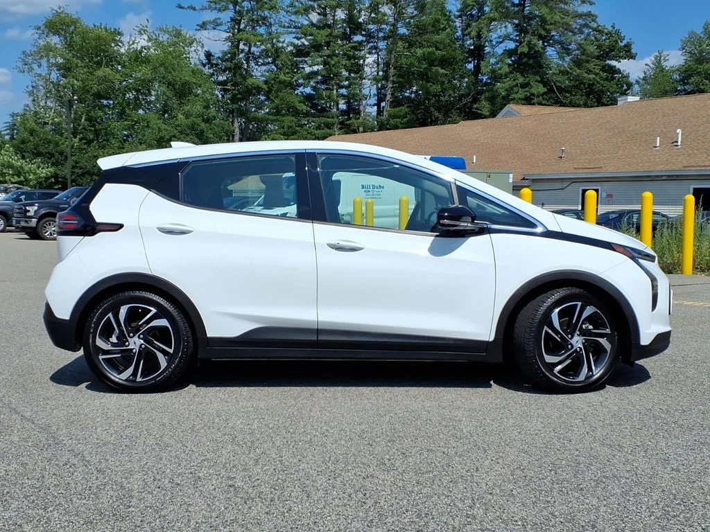 Used 2023 Chevrolet Bolt EV 2LT with VIN 1G1FX6S06P4153855 for sale in Dover, NH