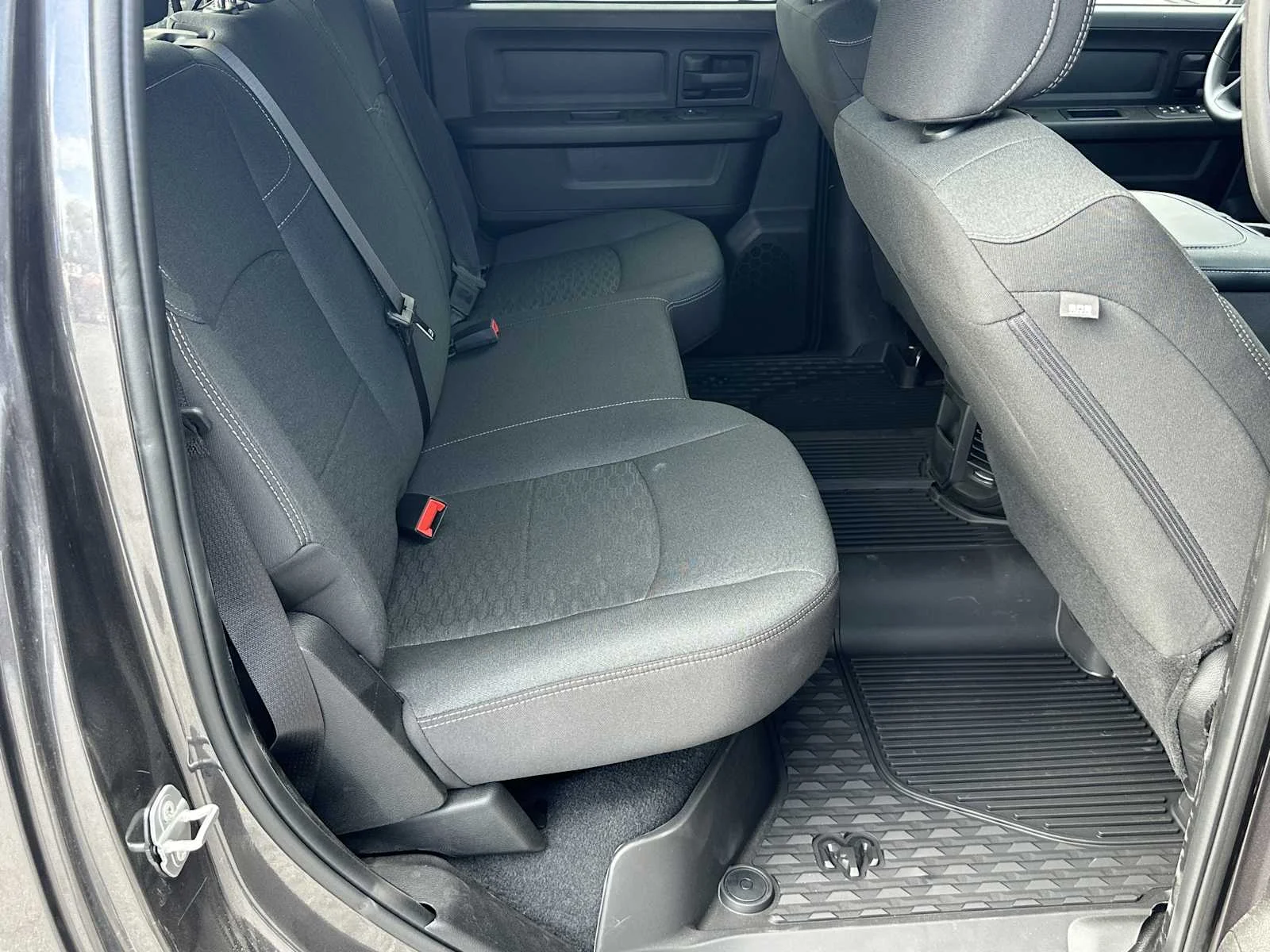 2025 RAM 2500 Tradesman - Photo 15