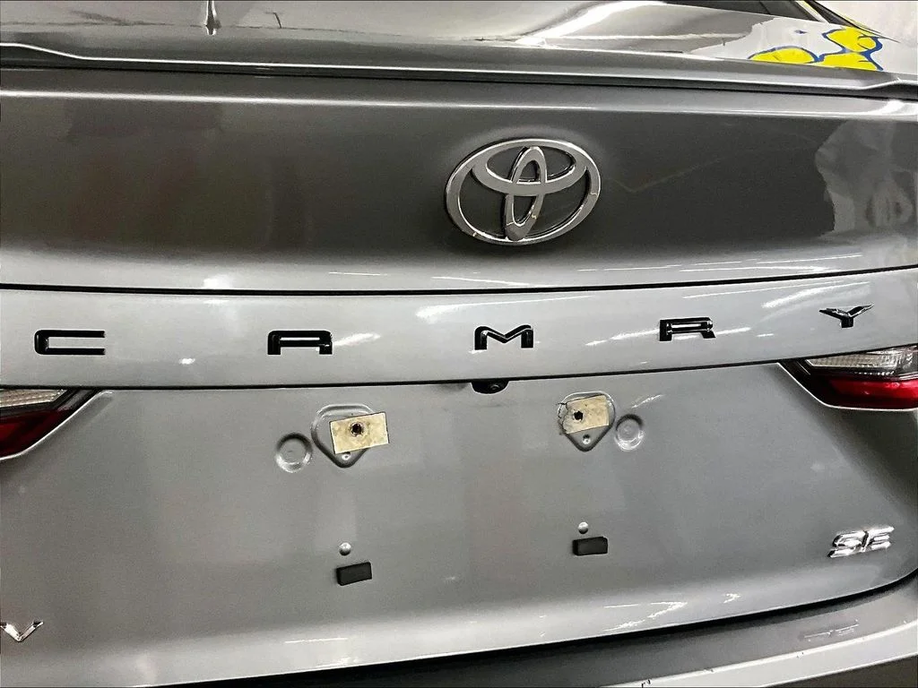 Used 2025  Toyota SE image 26