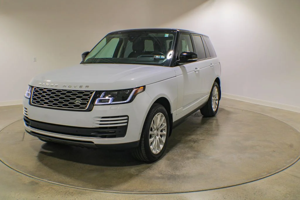 Used 2020  Land Rover HSE image 1