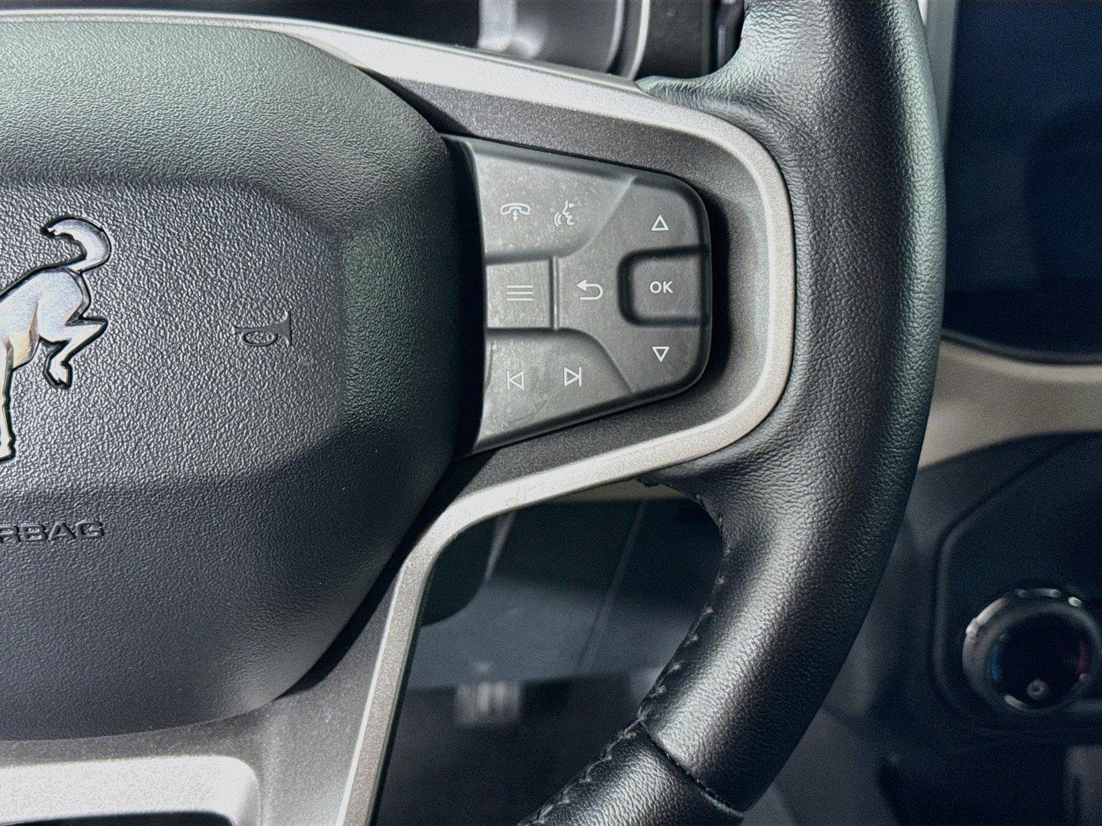 Used 2023 Azure Gray Metallic Tri-Coat Ford Wildtrak image 17