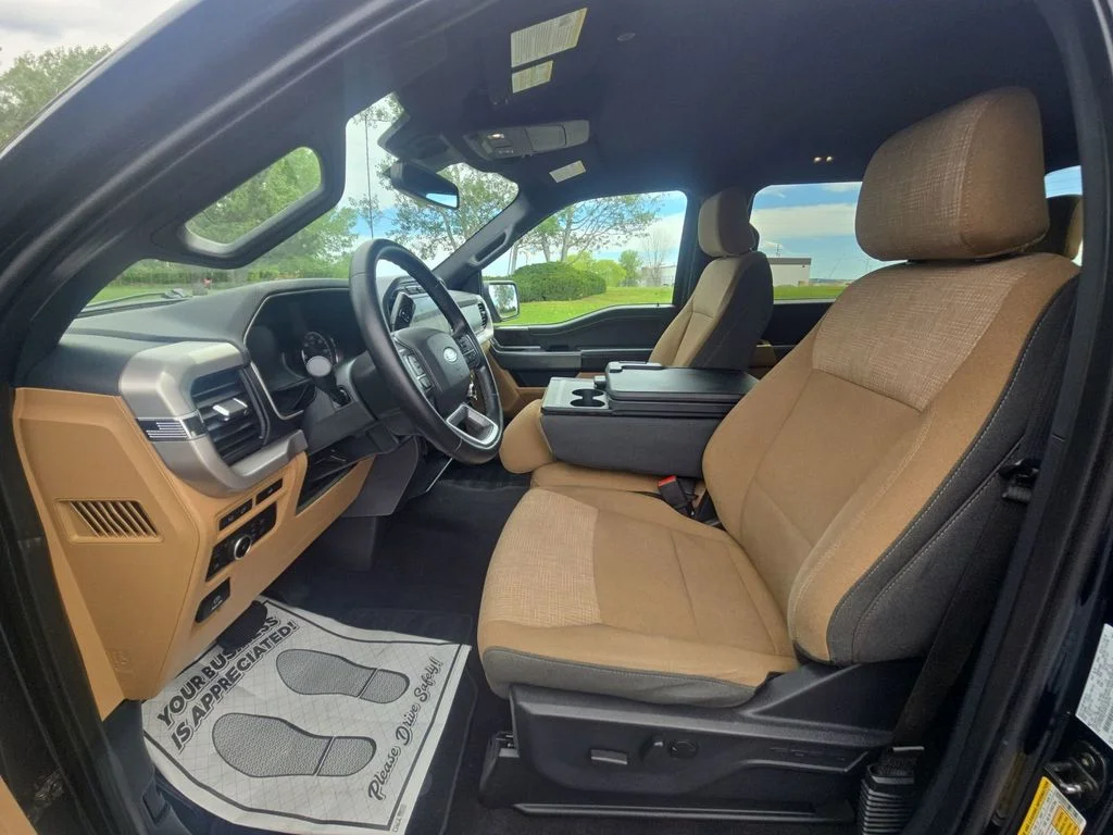 Used 2023 Blue Metallic Ford XLT image 23