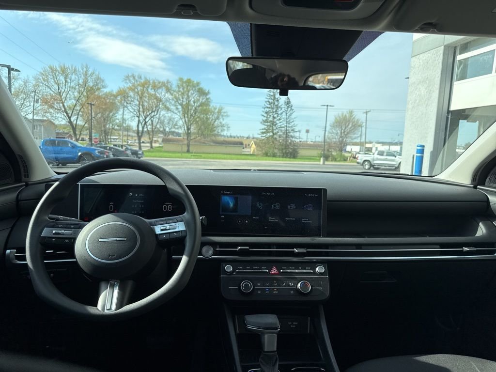 Certified Used 2025 Green Hyundai SE image 36