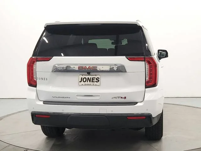 2023 GMC Yukon AT4 - Photo 6