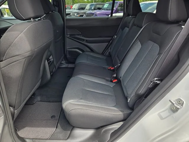 New 2026 Bright White Clear-Coat Exterior Paint Jeep Laredo image 6