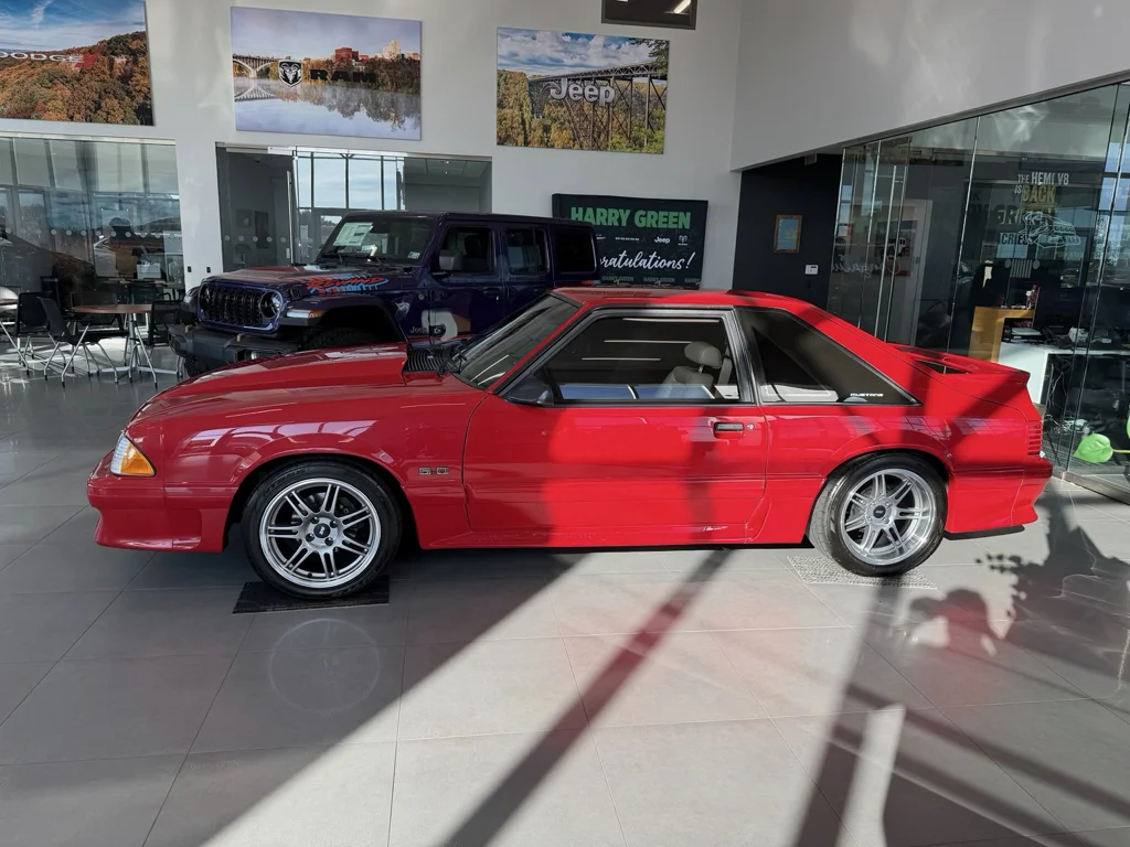 Used 1991 Red Ford GT image 3