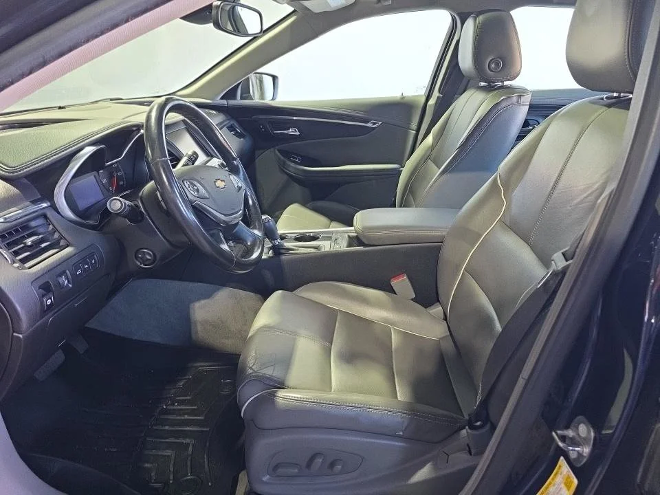 Used 2018 Blue Chevrolet Premier image 5