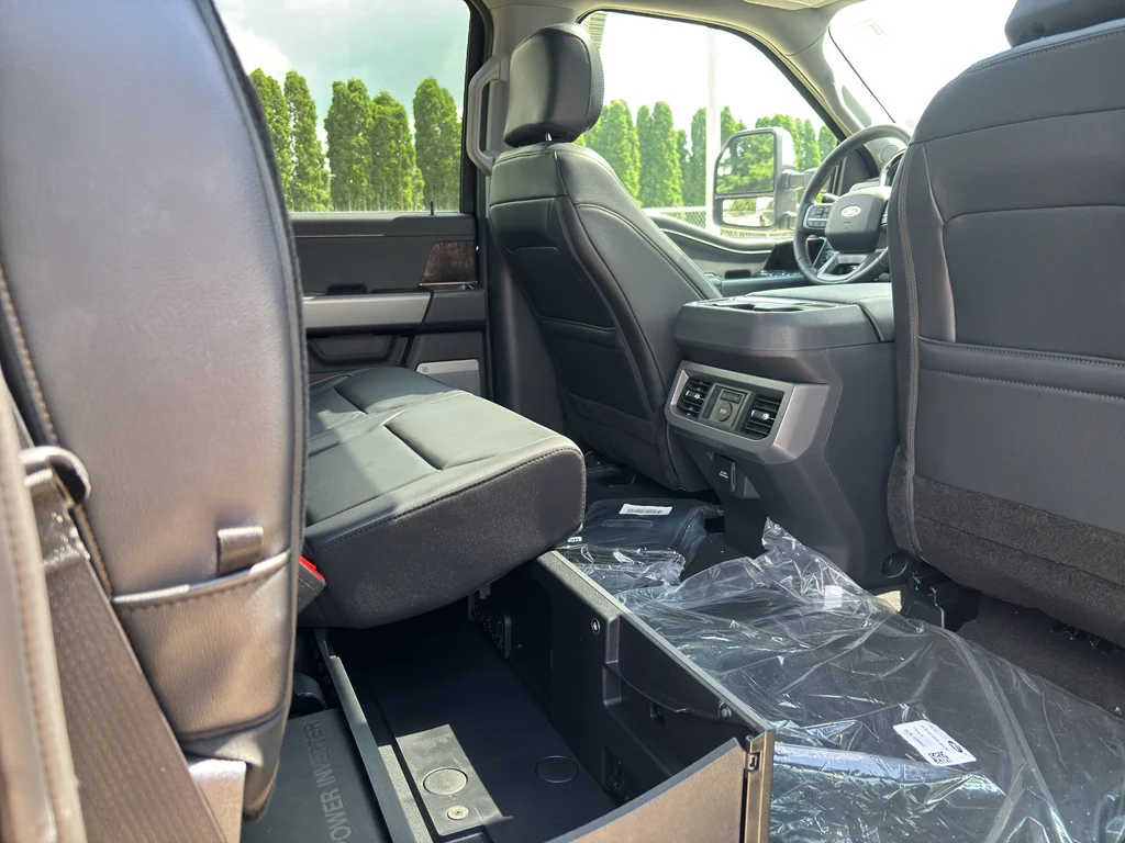 New 2026 Agate Black Metallic Ford F-350® Lariat® image 13