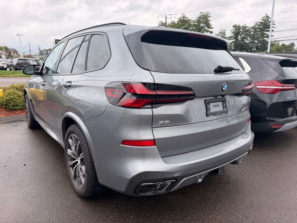 2026 BMW X5 M60i - Photo 3
