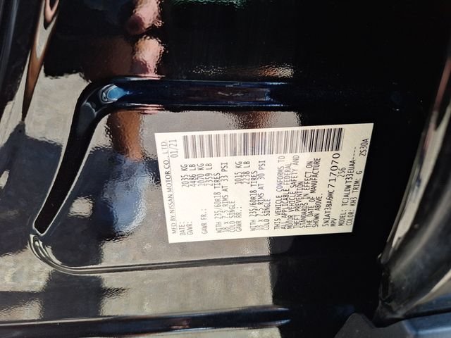 Used 2021 Black Nissan SV image 31