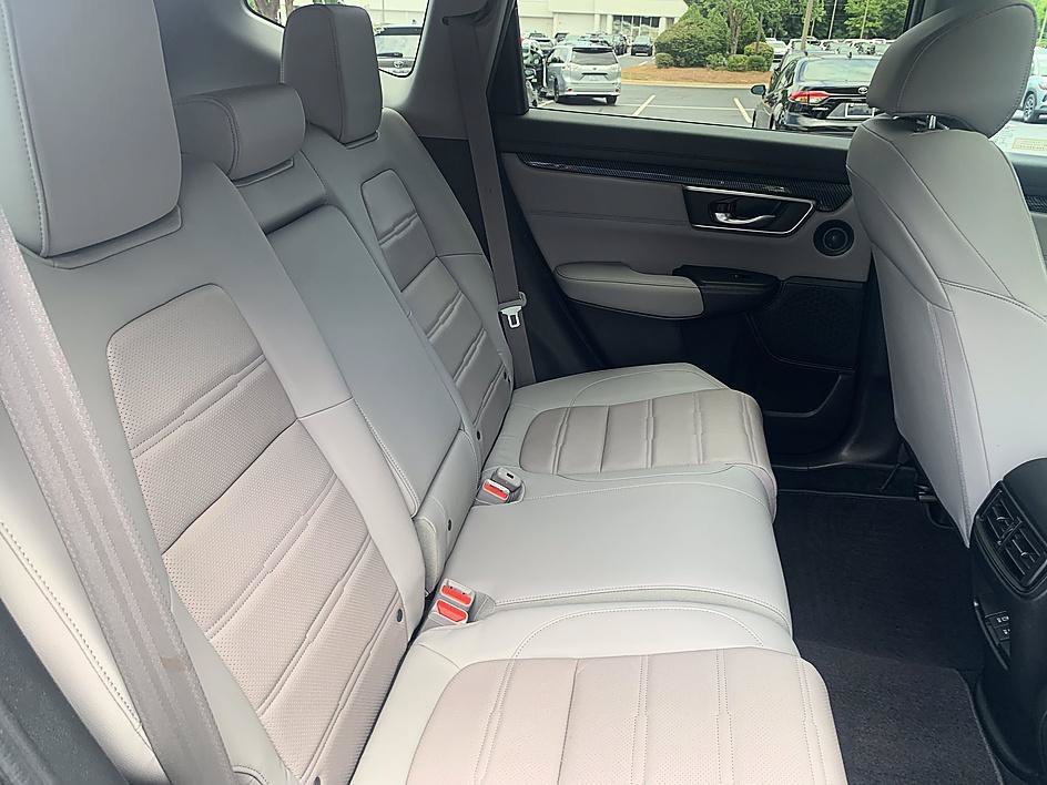 Used 2022 Lunar Silver Metallic Honda EX-L image 20