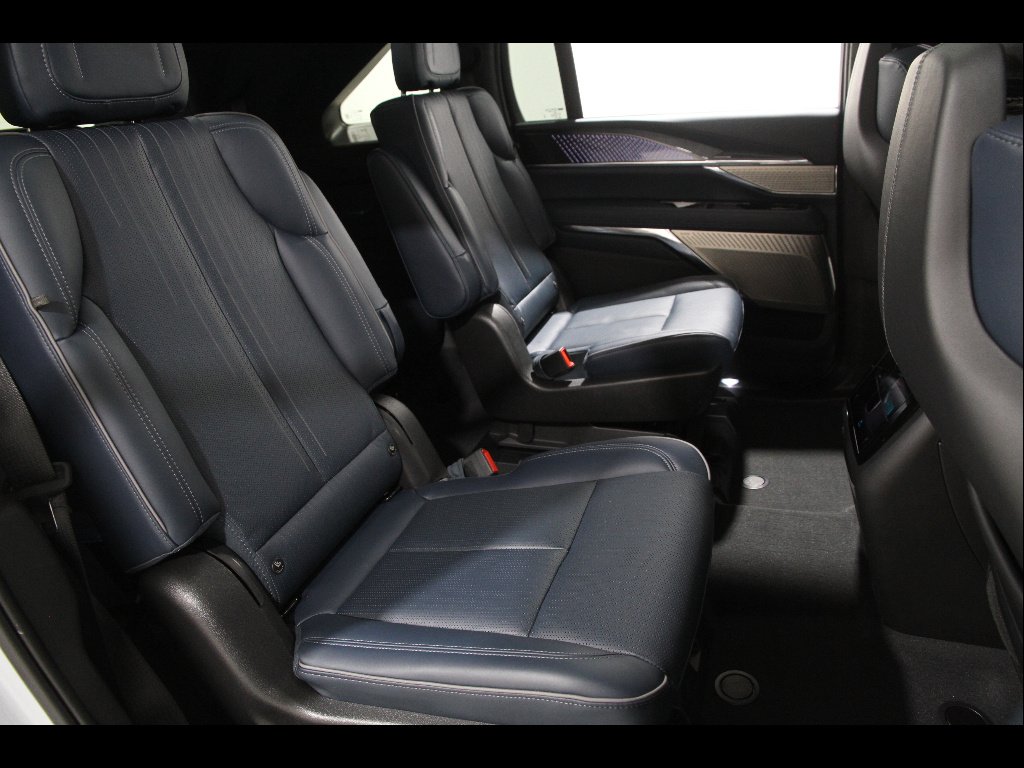 2026 Cadillac Escalade IQ Premium Sport - Photo 21