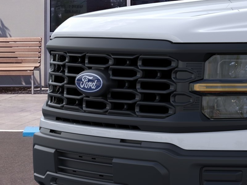 New 2026 Oxford White Ford XL image 17