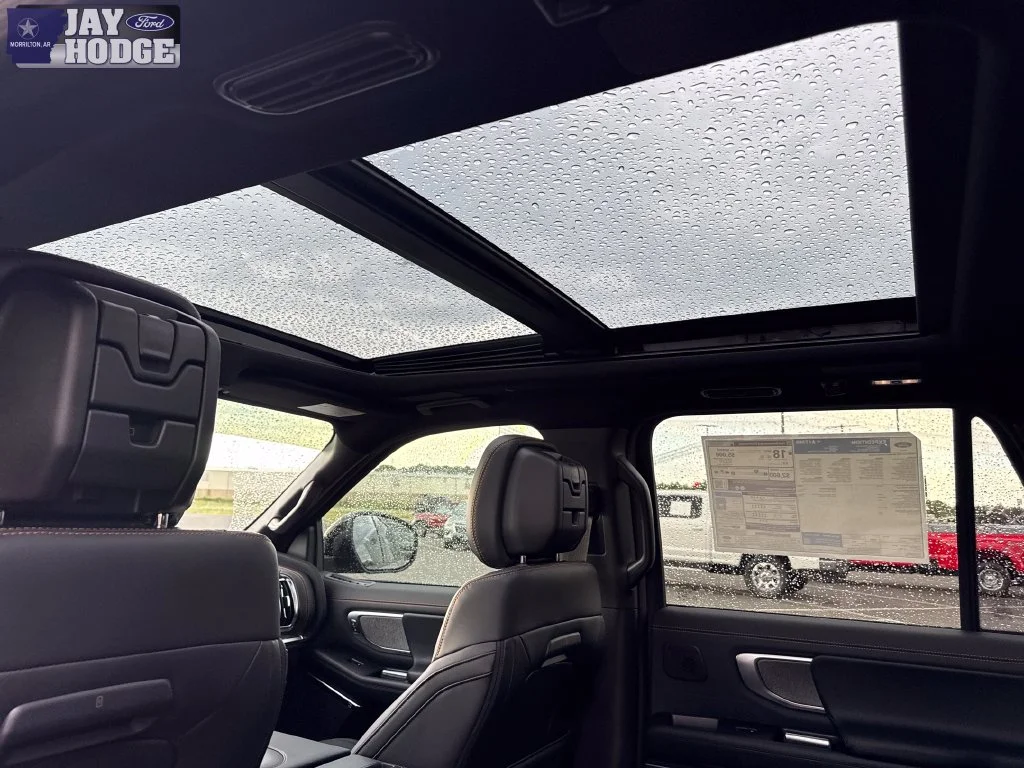 New 2027 Marsh Gray Ford Tremor® image 25