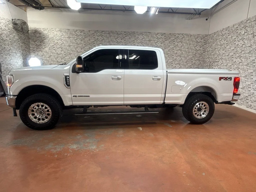 Used 2022 Oxford White Ford Lariat image 4