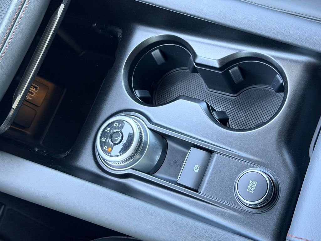 Used 2025 White Ford Active image 30