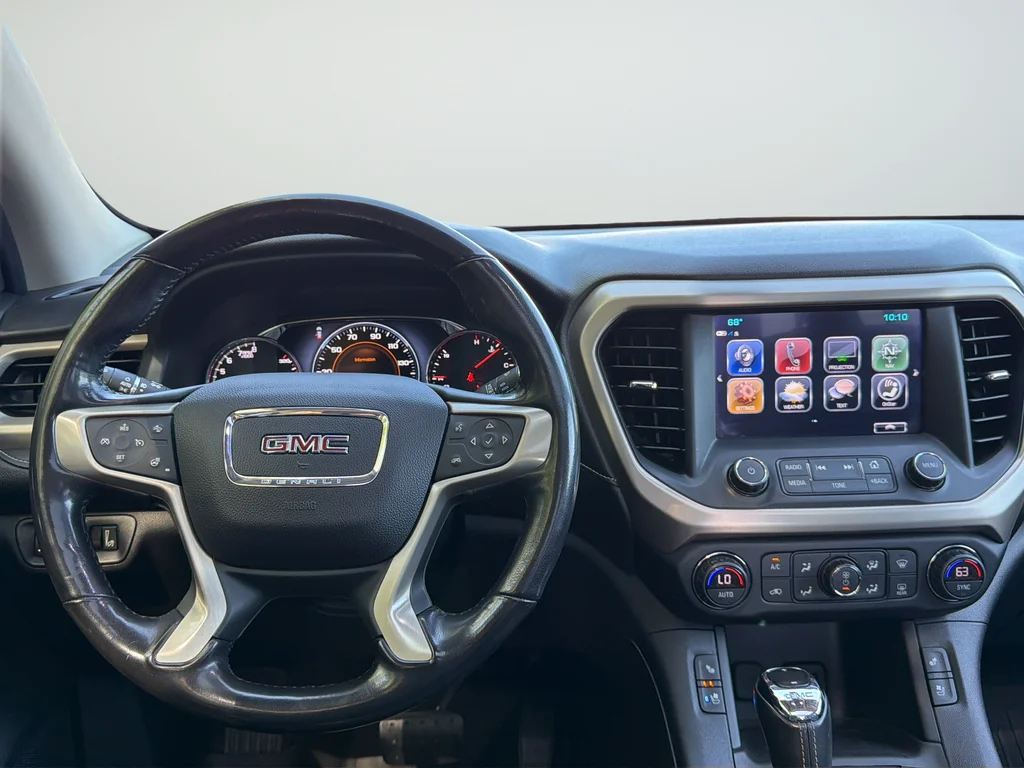 Used 2019 Black GMC Denali image 11