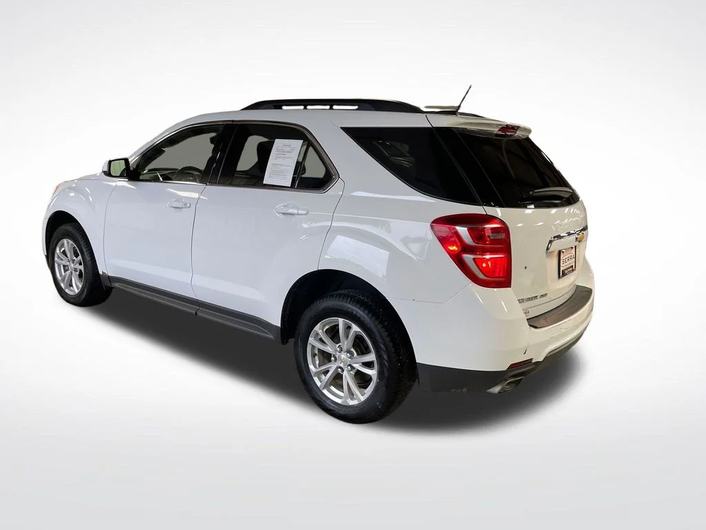 Used 2017 White Chevrolet LT image 3
