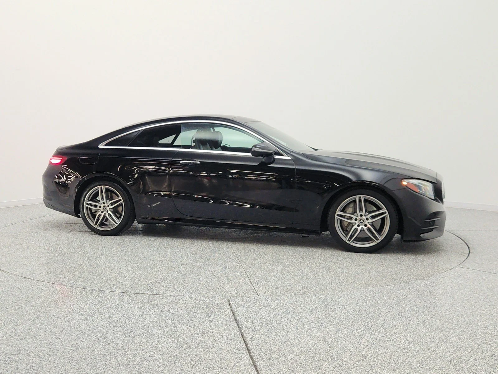 Used 2019 Black Mercedes-Benz E 450 RWD Coupe image 4