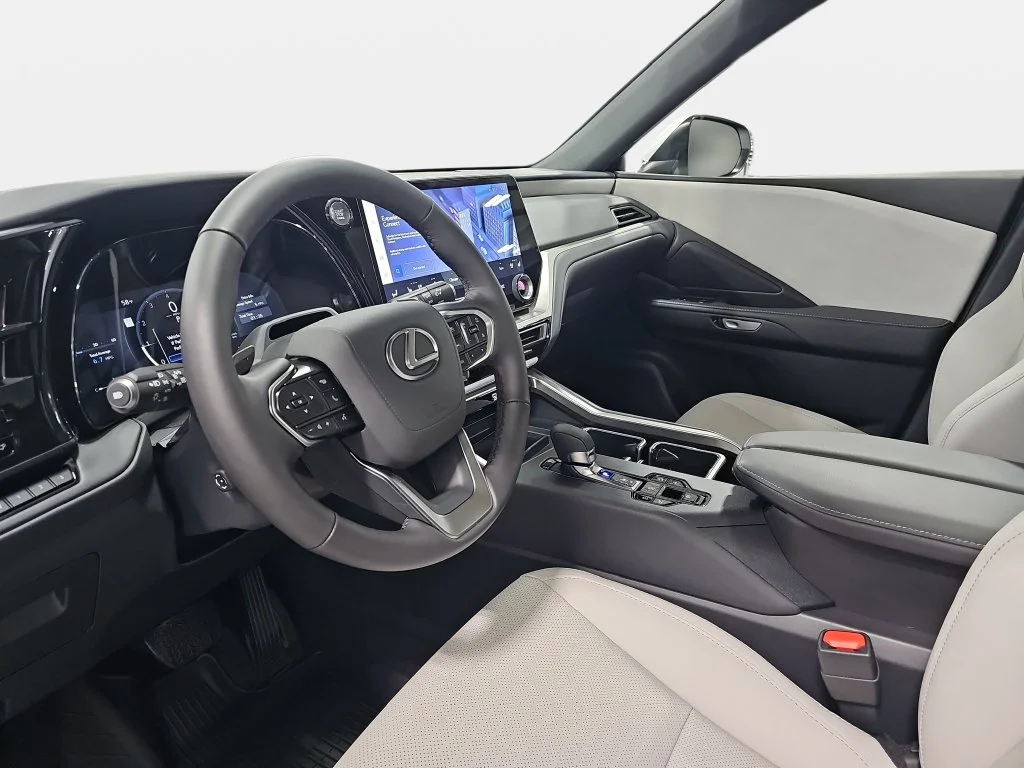 New 2026 Wind Chill Pearl Lexus PREMIUM AWD image 15