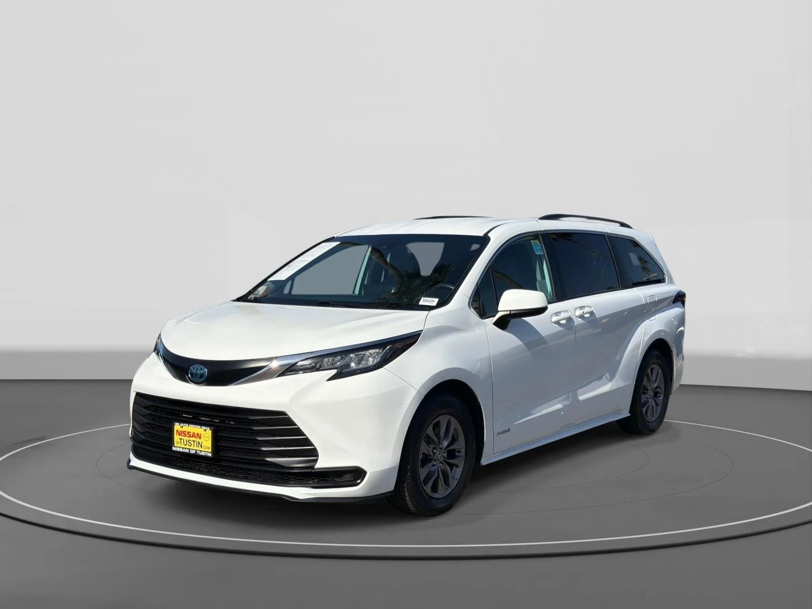 2021 Toyota Sienna LE