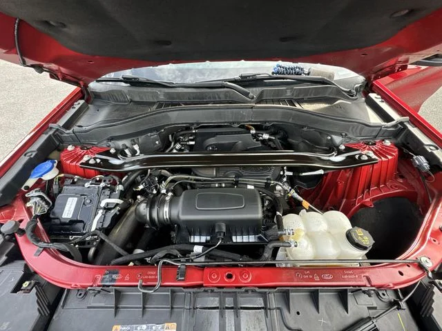 Used 2020 Red Ford Limited image 33
