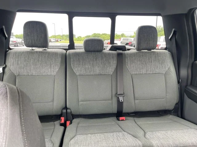 Used 2023 Blue Ford XLT image 12