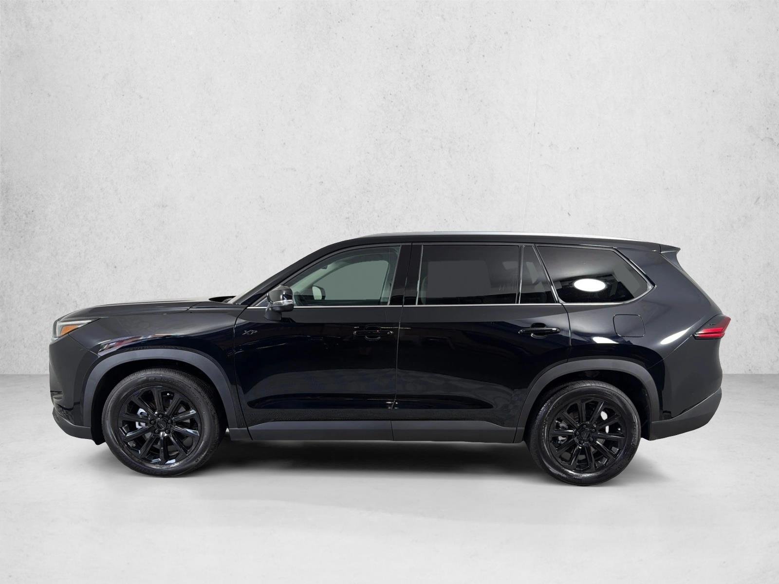 Used 2026 Midnight Black Metallic Toyota XLE image 6