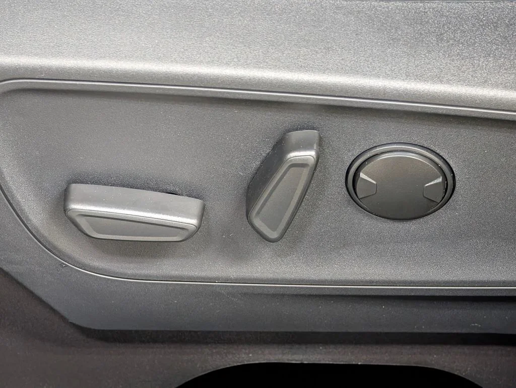New 2026 Carbonized Gray Metallic Ford Badlands® image 12
