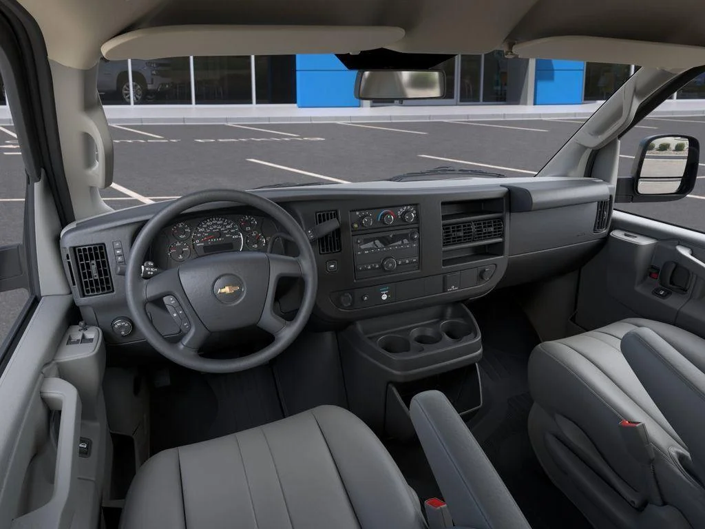 New 2026 Summit White Chevrolet WT image 15