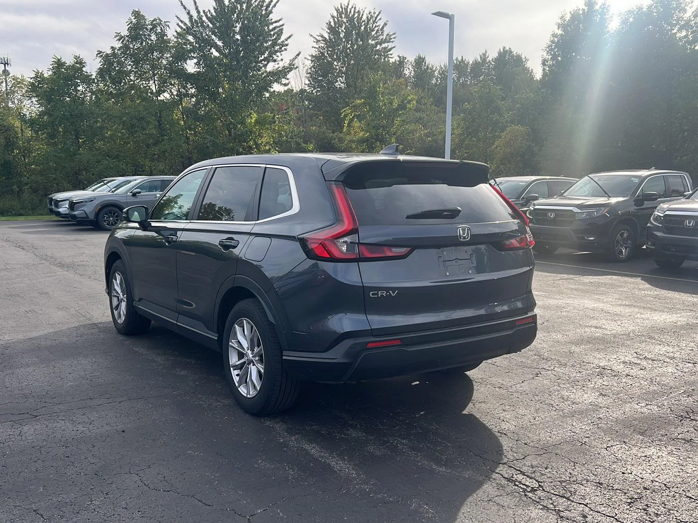 Used 2024 Meteorite Gray Metallic Honda EX-L image 5