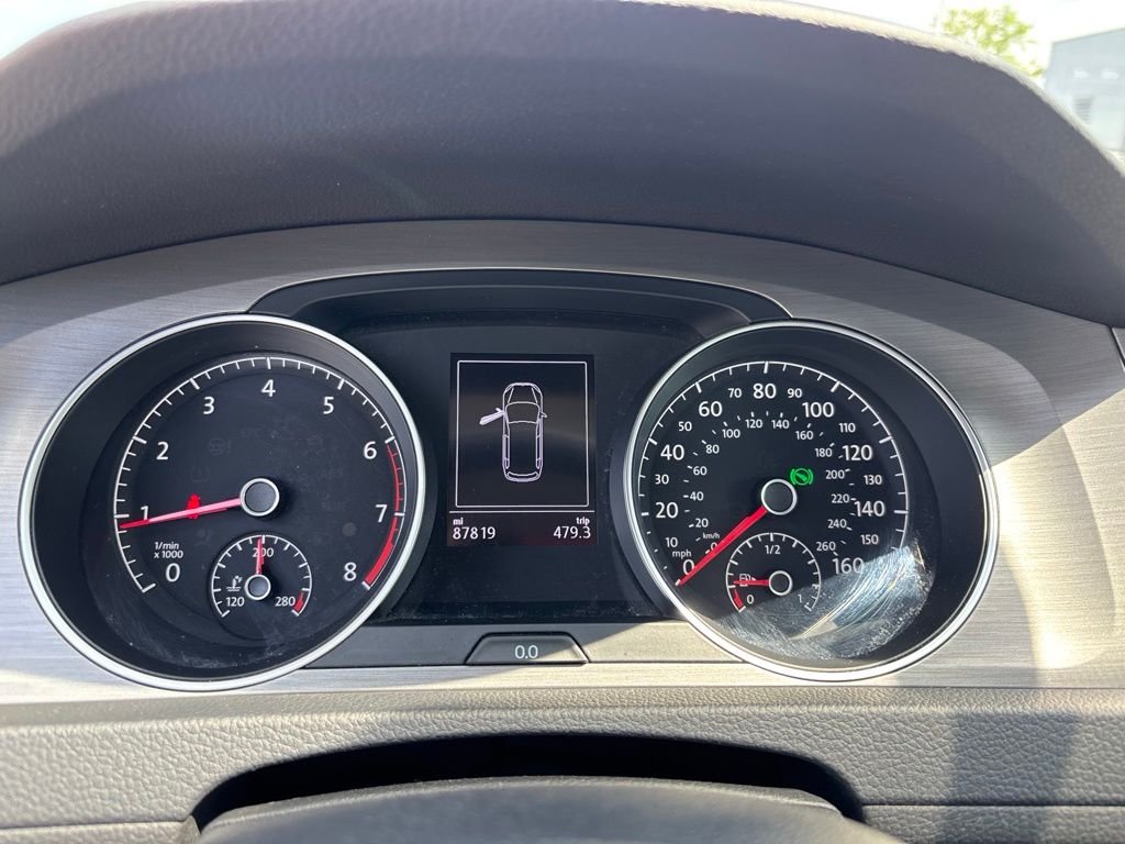 Used 2017 Silver Volkswagen S image 22