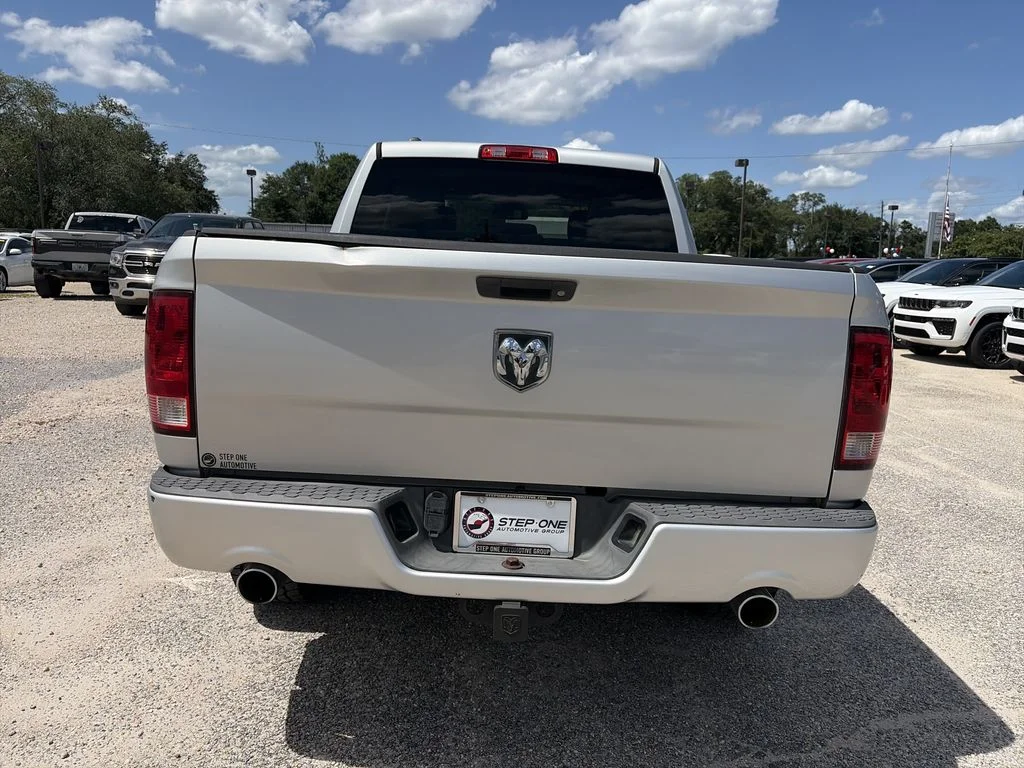 Used 2013 Silver Ram Express image 5