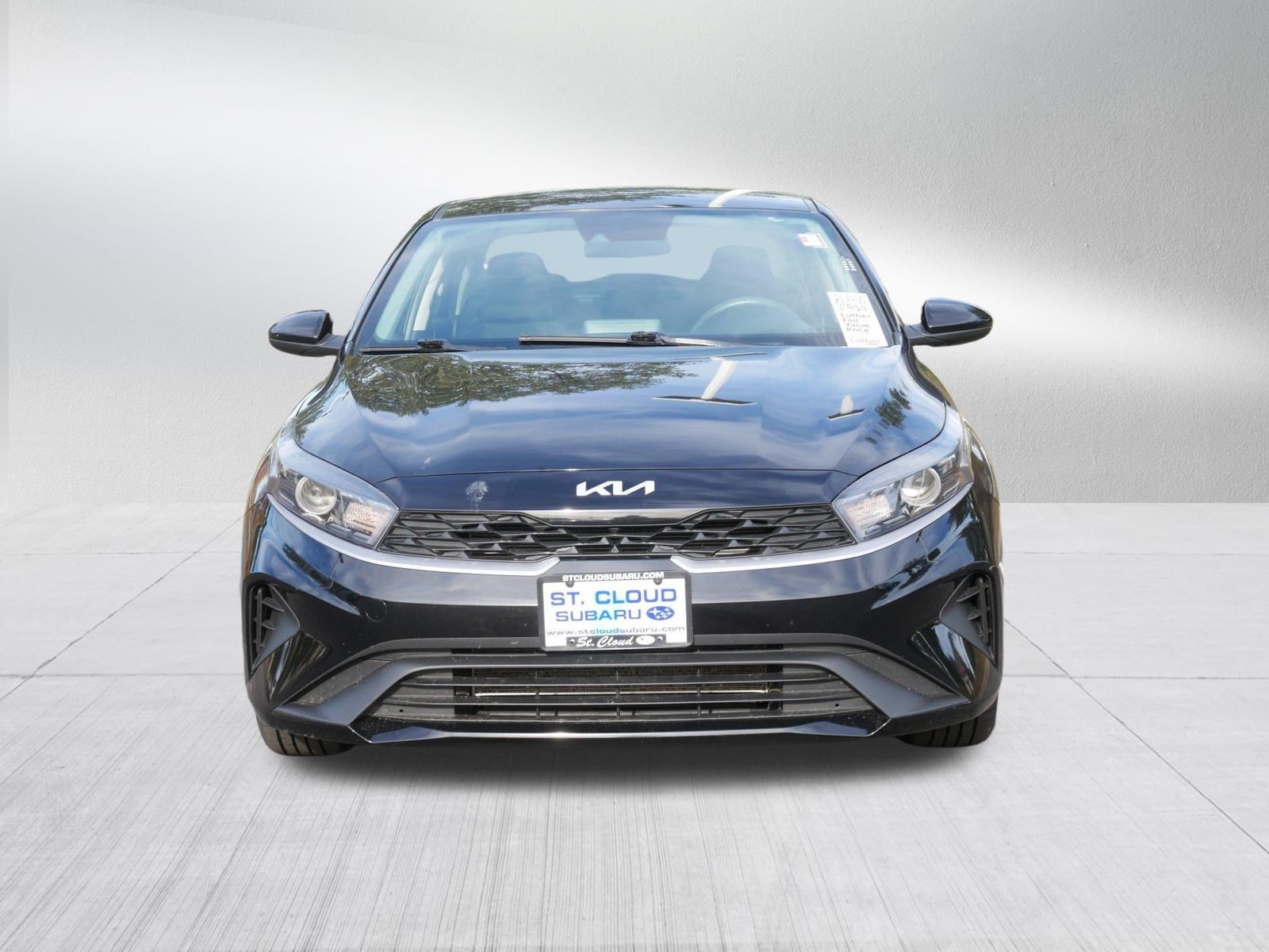 Used 2022 Kia FORTE LXS with VIN 3KPF24AD2NE442256 for sale in Saint Cloud, Minnesota
