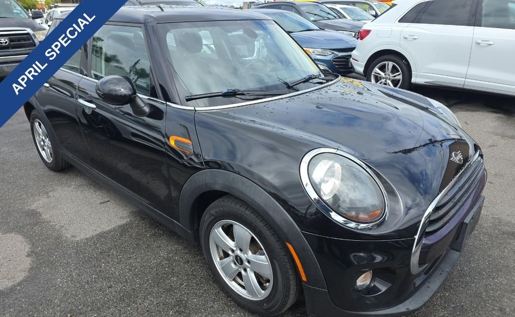 2019 MINI Hardtop 4 Door Base