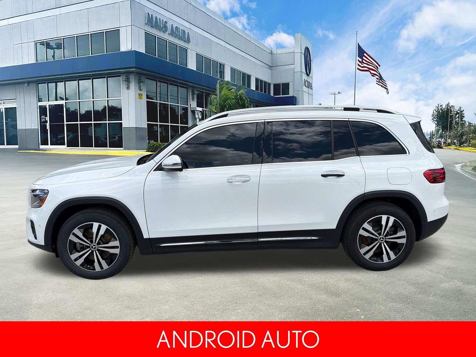 Used 2025 Polar White Mercedes-Benz GLB 250 image 7