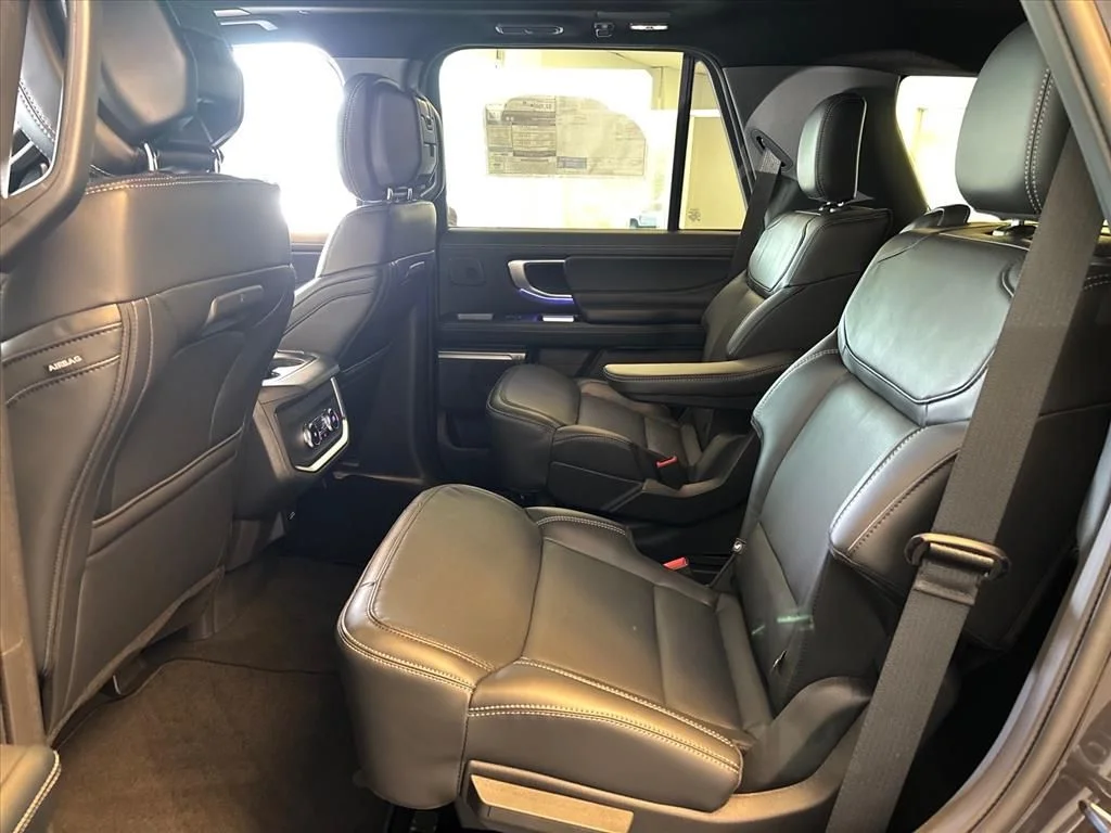 New 2026 Dark Matter Gray Metallic Ford Platinum® image 17