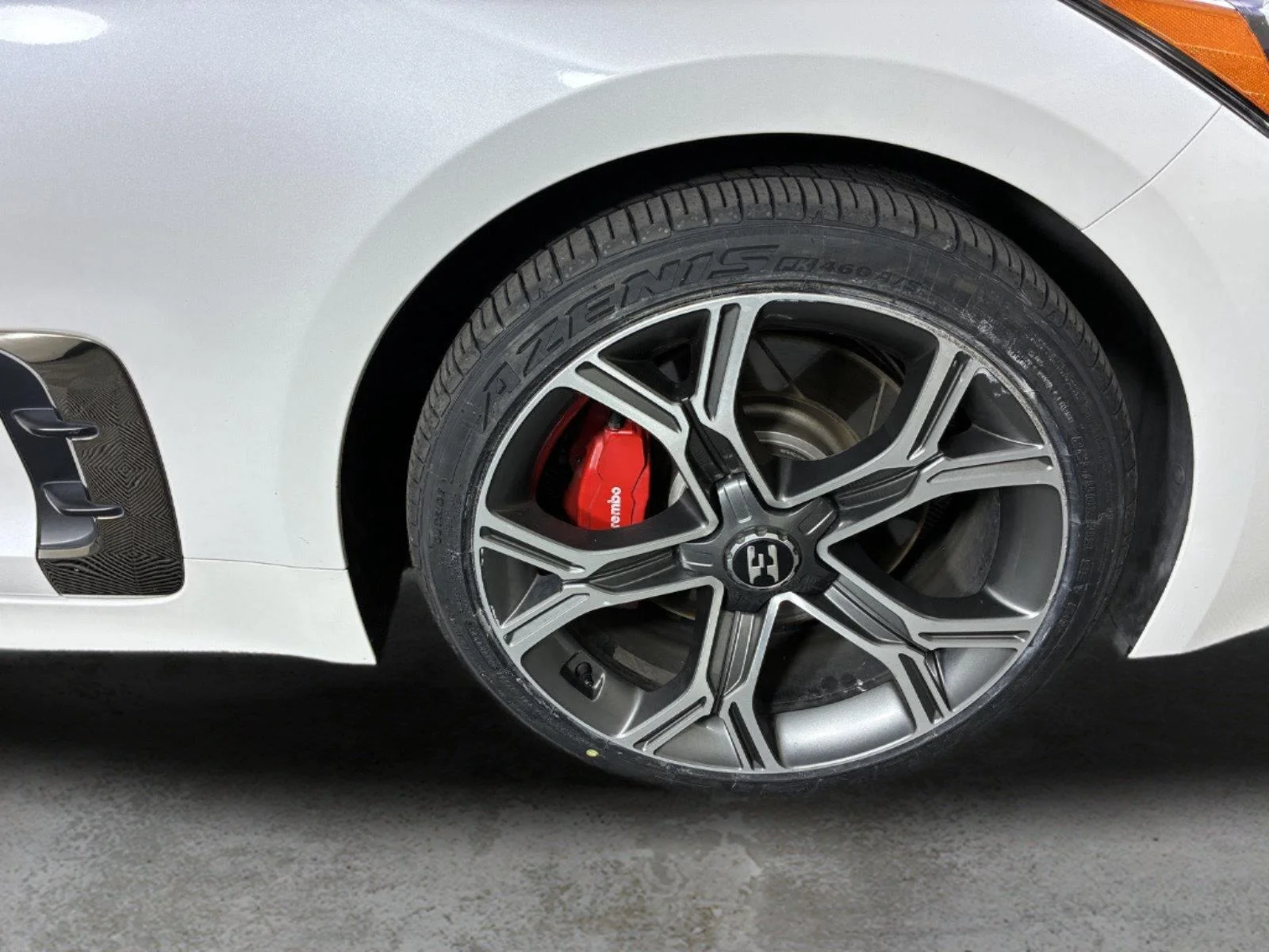 Used 2018 Snow White Pearl Kia GT2 image 13