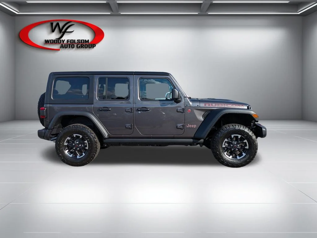 New 2026 Granite Crystal Metallic Clear-Coat Exterior Paint Jeep Rubicon image 3