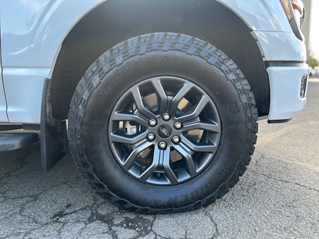 Used 2024 White Ford Tremor image 1